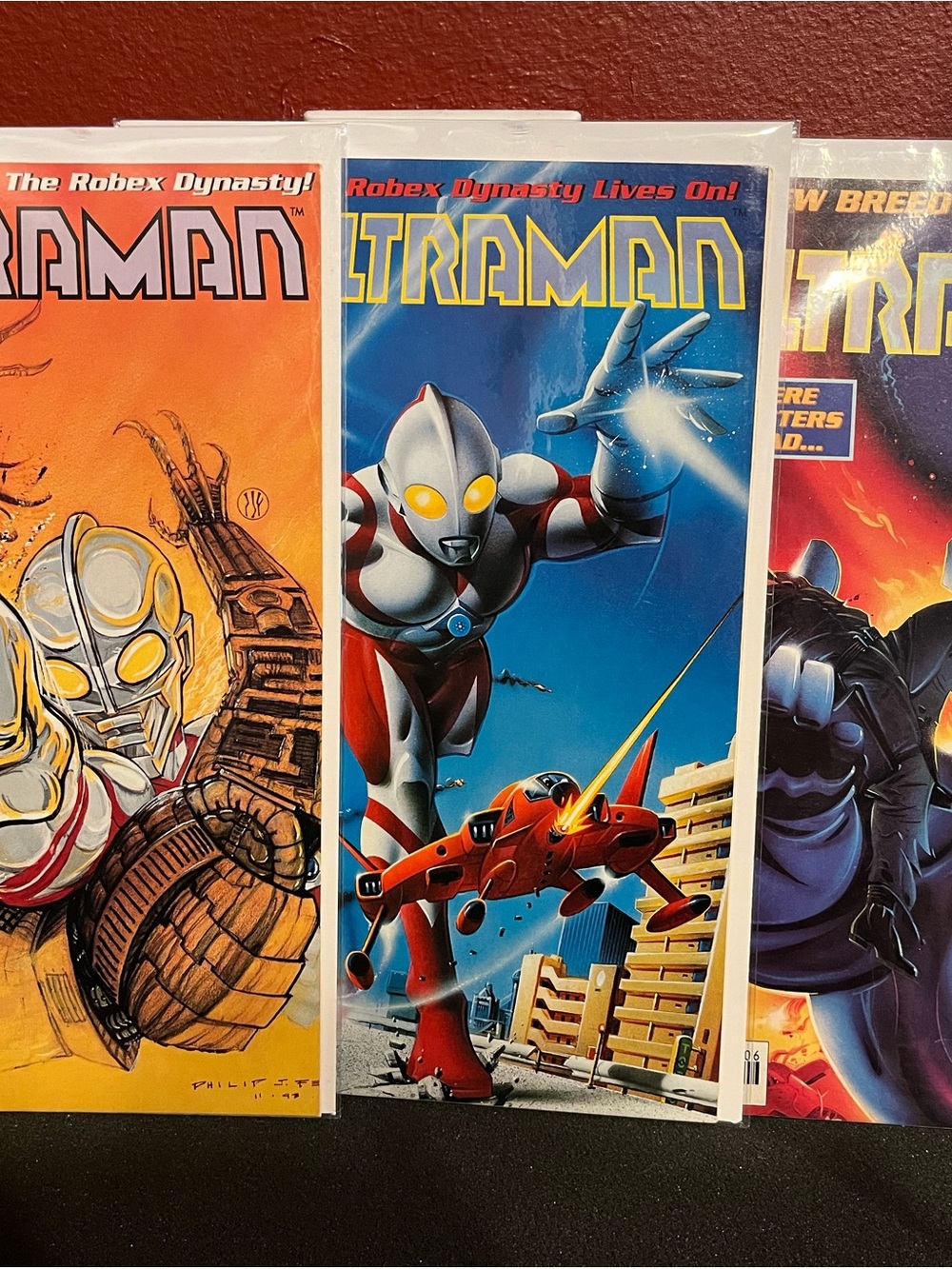 RARE 90s Ultraman comics
